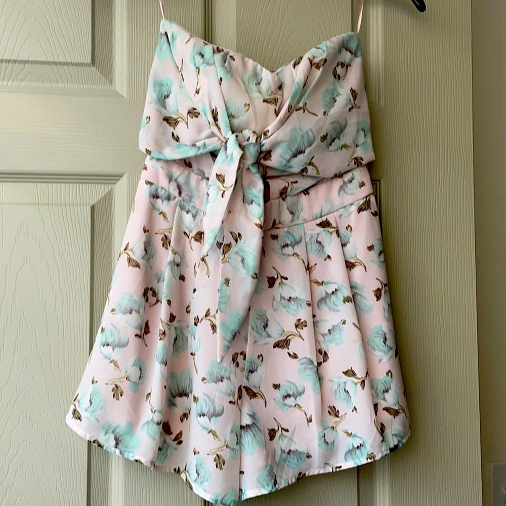 NWT Strapless Blush Pink Floral Romper